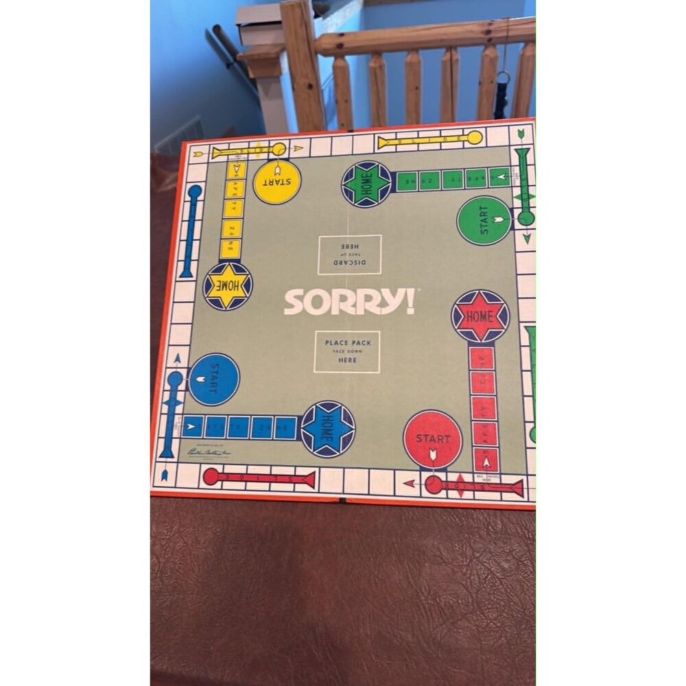 Sorry! 1972 Classic Family Board Game parker Brothers Vintage